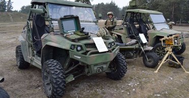 Танка нет — возьмите "багги". Почему армия РФ так легко жертвует своей бронетехникой