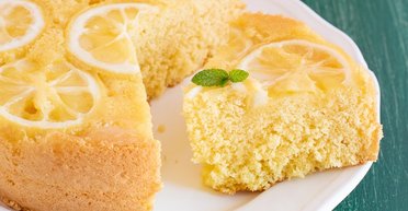 Очень просто приготовить и результат вас поразит: рецепт лимонного перевернутого пирога