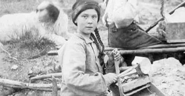 Людство потрібно врятувати: Грету Тунберг і космонавта "помітили" на знімках із минулого