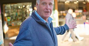 Жители Австралии "объявили войну" McDonald's: зачем протестуют против новых заведений