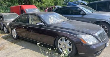 В Украине продали Maybach и последний квадроцикл Медведчука: деньги пойдут на поддержку ВСУ