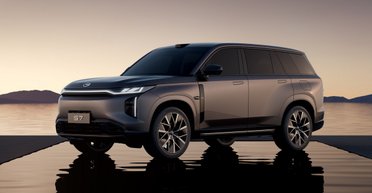 В Китае дебютирует недорогой электрифицированный клон Range Rover с запасом хода 1000 км (фото)