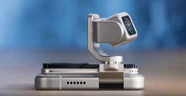 Китайці показали дивний телефон Robot Phone, оснащений "руками" (відео)