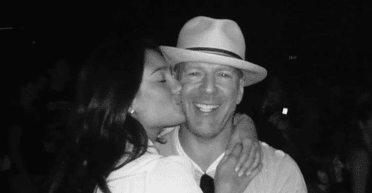 Дружина Брюса Вілліса показала архівні кадри зі хворим актором (фото)