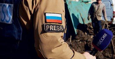 "Денег нет. Но вы держитесь". Почему России не удалось поджечь юго-восток