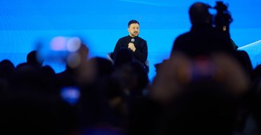 "Рабства в Украине нет": Зеленский рассказал, кто имеет право выезжать из страны