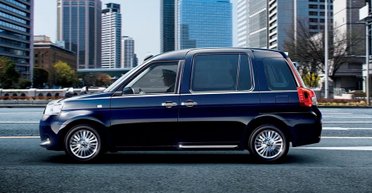 С электромотором и ГБО: Toyota обновила свою самую необычную модель (фото)