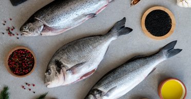 Риб'ячі кістки, що застрягли у горлі, небезпечніші, ніж ми думали: високий ризик задухи, запалення і сепсису