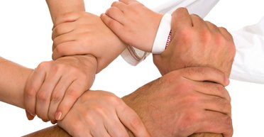 Раздражающее сходство. Почему люди ненавидят друг друга