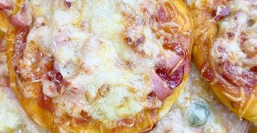 Шкільна піца: рецепт перекусу, улюбленого з дитинства