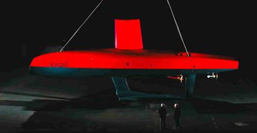 Новий морський дрон Exail DriX 0-16 може плавати місяць та нести інші безпілотники (фото)