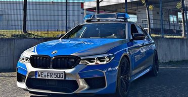 Для відлову надшвидких злочинців: BMW M5 перетворили на поліцейський автомобіль (фото)