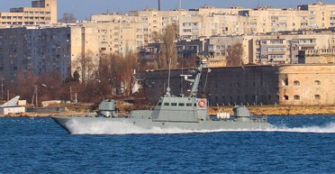 Оккупанты переименовали украинские захваченные катера "Аккерман" и "Вышгород"