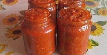 Аджика з кабачків: незвичайний рецепт смачної заготовки на зиму