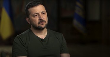 Самолетов в 30 раз меньше, снарядов — в 10: США должны помочь ВСУ, чтобы не проиграть, — Зеленский