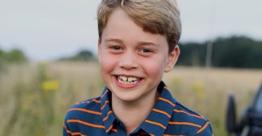 Принц Джордж отримав чарівний подарунок від дідуся короля Чарльза ІІІ (фото)