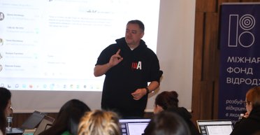 Напад на квартиру журналіста-розслідувача Юрія Ніколова: поліція перевіряє факти погроз (відео)