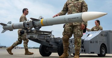 В жилой дом в Польше влетела ракета F-16: что говорят в польском Генштабе (фото)