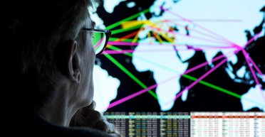 "Огромная машина": РФ создала сеть шпионов большую за времена холодной войны, — FT