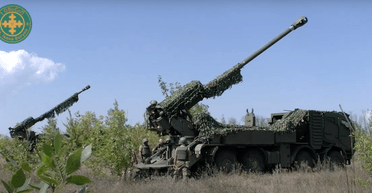 ВСУ показали батарею украинских САУ "Богдана" на разных шасси (видео)