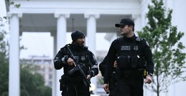 В Вашингтоне неизвестный устроил стрельбу возле Белого дома: Трамп был внутри