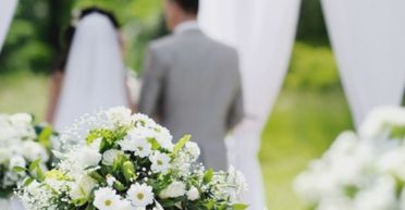 Наречена спокійно йшла вінчатися, а потім сталось щось неймовірне (фото)