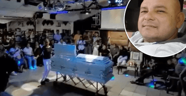 Танці навколо труни: сім'я попрощалася з покійним батьком у нічному клубі (відео)