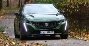 Стиль и передовые технологии: тест-драйв нового Peugeot 308