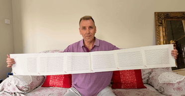 Мужчина с самым длинным именем в мире тратит 20 минут, чтобы полностью его прочитать (фото)