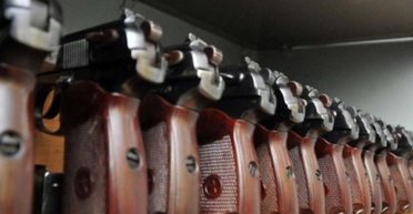 У Міноборони не ведуть окремий облік нагородної вогнепальної зброї (документ)