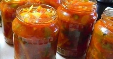 Овочевий салат на зиму: дуже простий рецепт популярної заготовки