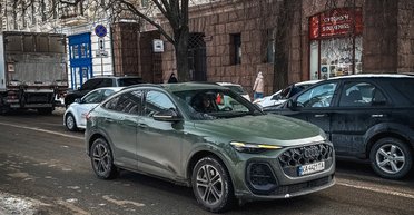 У Києві засвітився новітній спортивний кросовер Audi за 2,8 мільйона (фото)