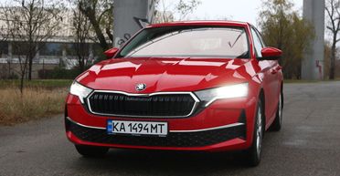 Прагматичный подход: тест-драйв новой Skoda Octavia