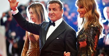 Сильвестр Сталлоне признался, что перенес семь операций на съемках "Неудержимых"