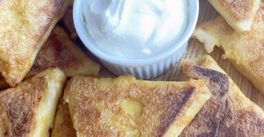 Бендерики з м'ясом: рецепт універсального та ситного перекусу (відео)