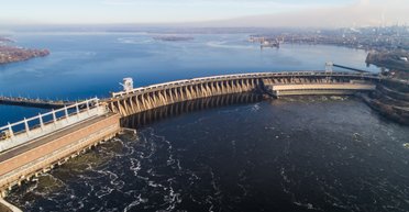 С 30 марта в Запорожье открыли двустороннее движение по дамбе ДнепроГЭС (видео, схема)