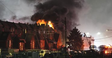 По меньшей мере семь человек погибли: стало известно о последствиях авиакатастрофы в Филадельфии