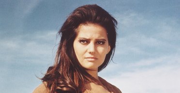 Умерла Клаудия Кардинале, звезда фильмов "Однажды на Диком Западе" и "Розовая пантера"