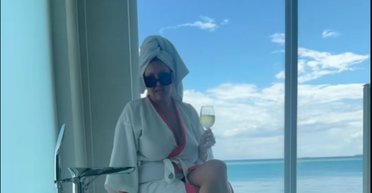 Жінка зняла останню ніч на Мальдівах і ледь не втратила найцінніше (відео)