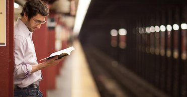 Эхо прошедшей войны. 5 лучших книг ноября