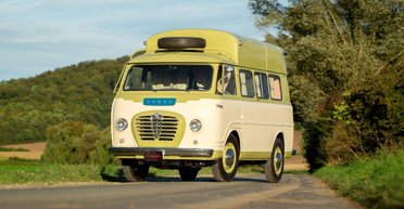 Необычный раритет: на продажу выставили винтажный 70-летний автодом Alfa Romeo (видео)