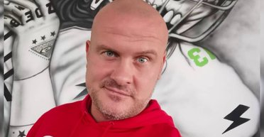 "Для всех, кто хочет попрощаться": бывшая жена Узелкова рассказала, где похоронят боксера