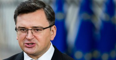 "Хлопці, копайте окопи": Кулеба розповів, як Нуланд попереджала Україну у 2021 році про вторгнення РФ