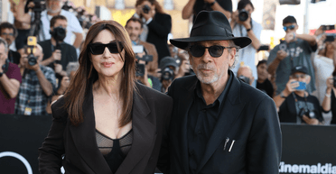 Моніка Беллуччі та Тім Бертон розійшлися: історія їхнього роману (фото)