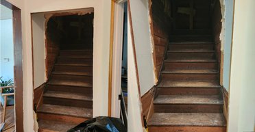 Жінка знайшла щось несподіване за стіною і розкрила таємницю 100-річного будинку (фото)