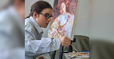 "На одно Солнце в мире стало меньше": в Польше трагически погибла молодая художница из Украины