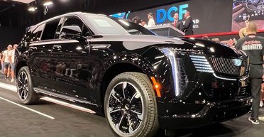 Первый электромобиль Cadillac Escalade подорожал в 4 раза за считанные минуты (фото)
