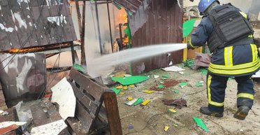 Ракетный удар по Днепру: на месте вспыхнул пожар