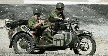 Выживает небольшой процент "всадников": эксперты проанализировали тактику мотоциклетных атак России