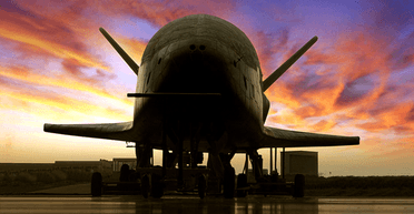 Секретний космічний літак США понад рік перебуває на орбіті: що він там робить (фото)